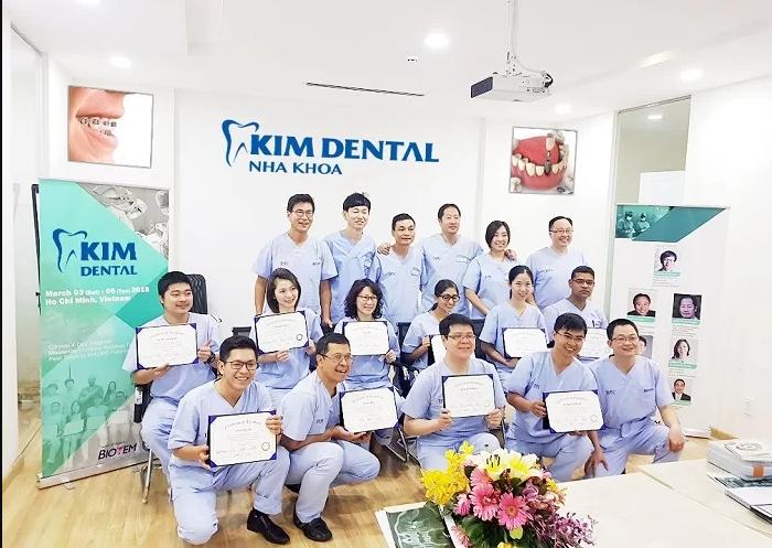 Nha khoa Kim Quận 9